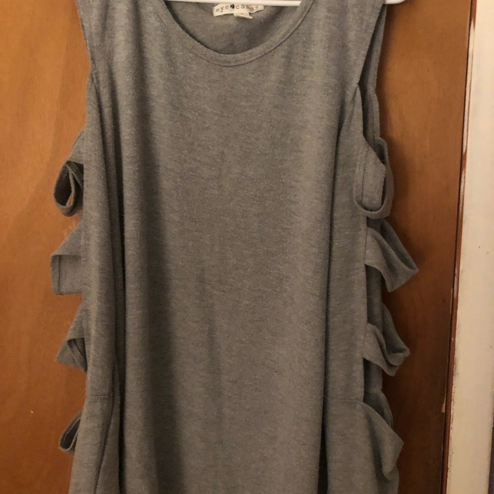 Gray sweater with cut outs sleeves